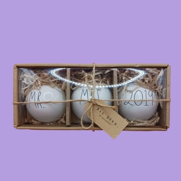 Rae dunn ceramic christmas tree ornaments /3 pack - Picture 3 of 9